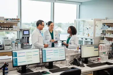 2026 Online PharmD Programs for Students Who Want Clinical Pharmacist Careers thumbnail