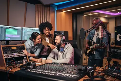 2027 Fastest Accredited Online Audio & Music Programs: Accelerated Degrees and Completion Times thumbnail