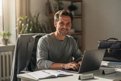 2027 Best Online College Programs for Career Changers thumbnail
