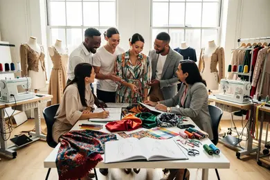 2026 Fashion Design Degree Jobs That Do Not Require Licensure thumbnail