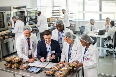 2026 Food Industry Management Degree Completion Rates by Format: Online, Hybrid, and Campus Programs Compared thumbnail