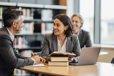 2027 MLIS Programs With Thesis Alternatives for Working Professionals thumbnail