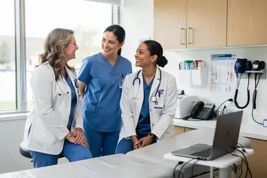 2026 Family Nurse Practitioner vs Adult Gerontology NP: What's the Difference? thumbnail