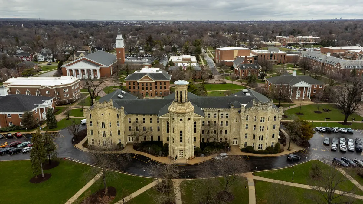 Blanchard_Hall_Wheaton_College.jpg