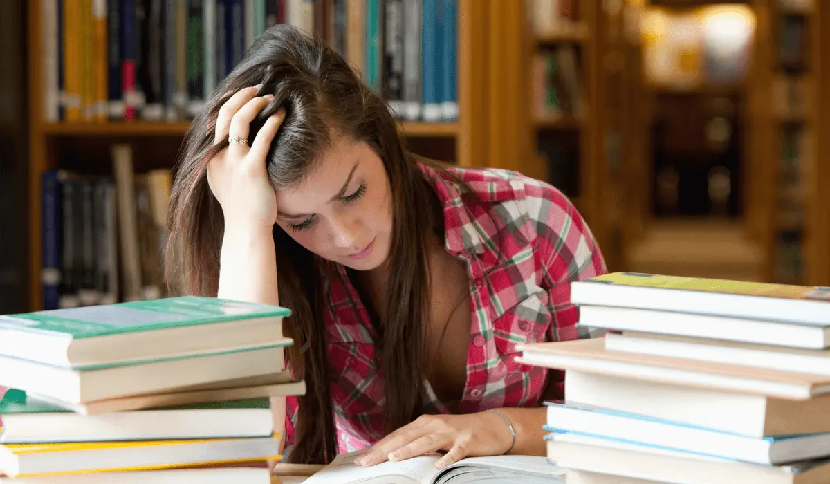 12 Ways to Reduce Stress For College Students for 2026 | Research.com