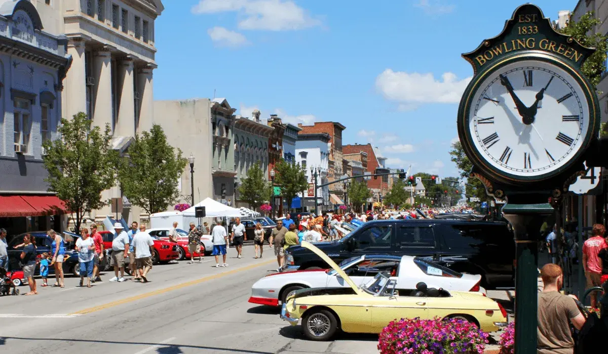 Downton_Bowling_Green_Ohio_1_73b7503239.webp