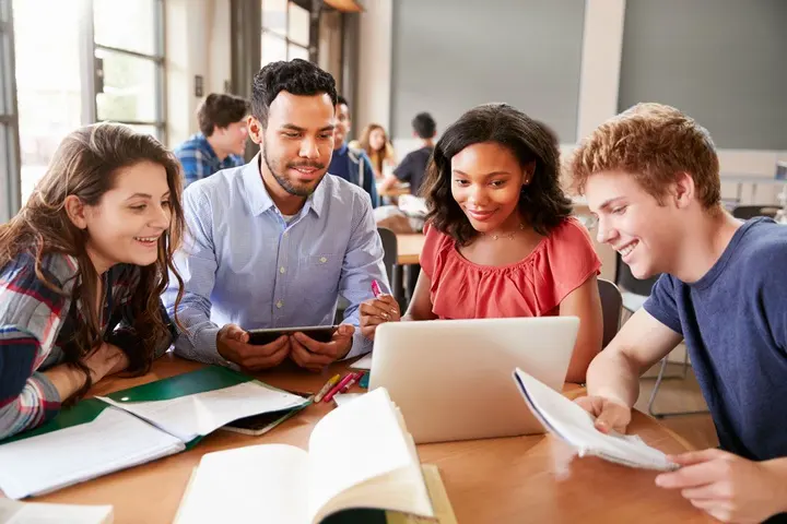 Interesting Debate Topics for College Students for 2027: Education, Technology & Politics