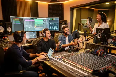 2027 Online vs Campus Audio & Music Outcomes Report: Graduation Rates, Cost, and Career Trade-Offs thumbnail