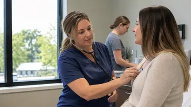 2027 Best Online Family Nurse Practitioner (FNP) Programs for Residents of McKinney, TX thumbnail