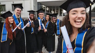 Gen Z Graduates In 'AI-Proof' Majors Are Earning 18% More Than Their Peers thumbnail
