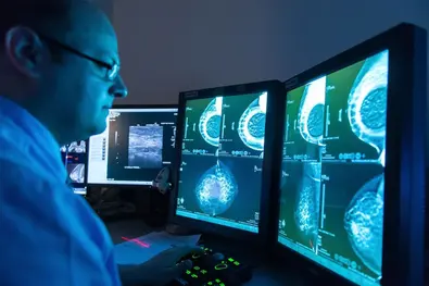 2027 Radiology Careers: Guide to Career Paths, Options & Salary