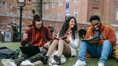 2026 Trade School vs College: Pros & Cons, and Job Opportunities