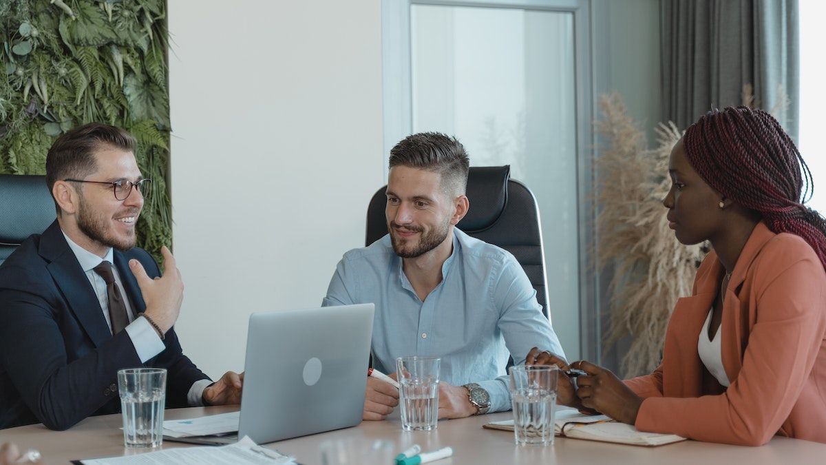 2027 Top MBA Programs that Don’t Require GMAT: Costs & Opportunities thumbnail
