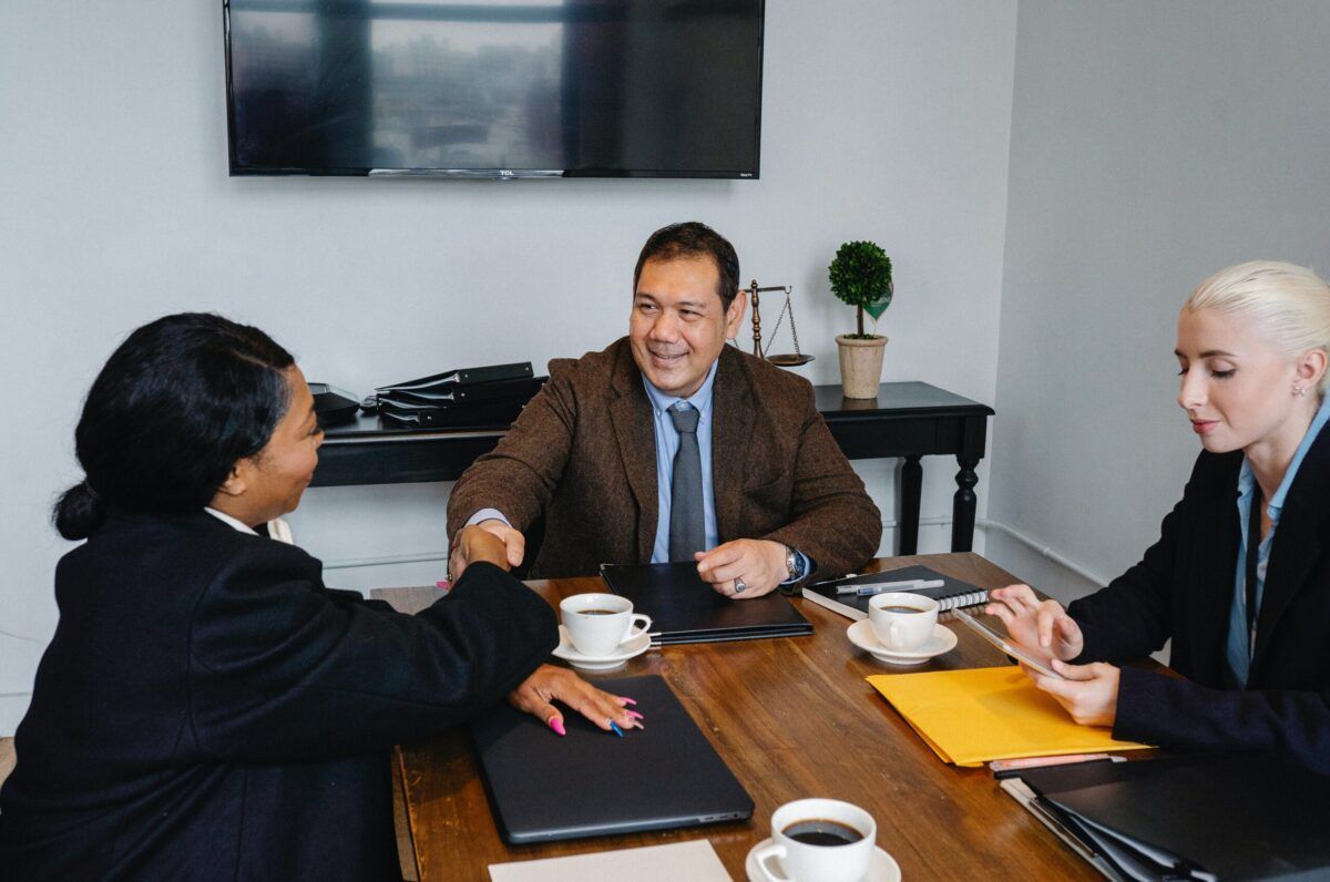 2027 How to Get Into MBA Programs at Top Business Schools thumbnail