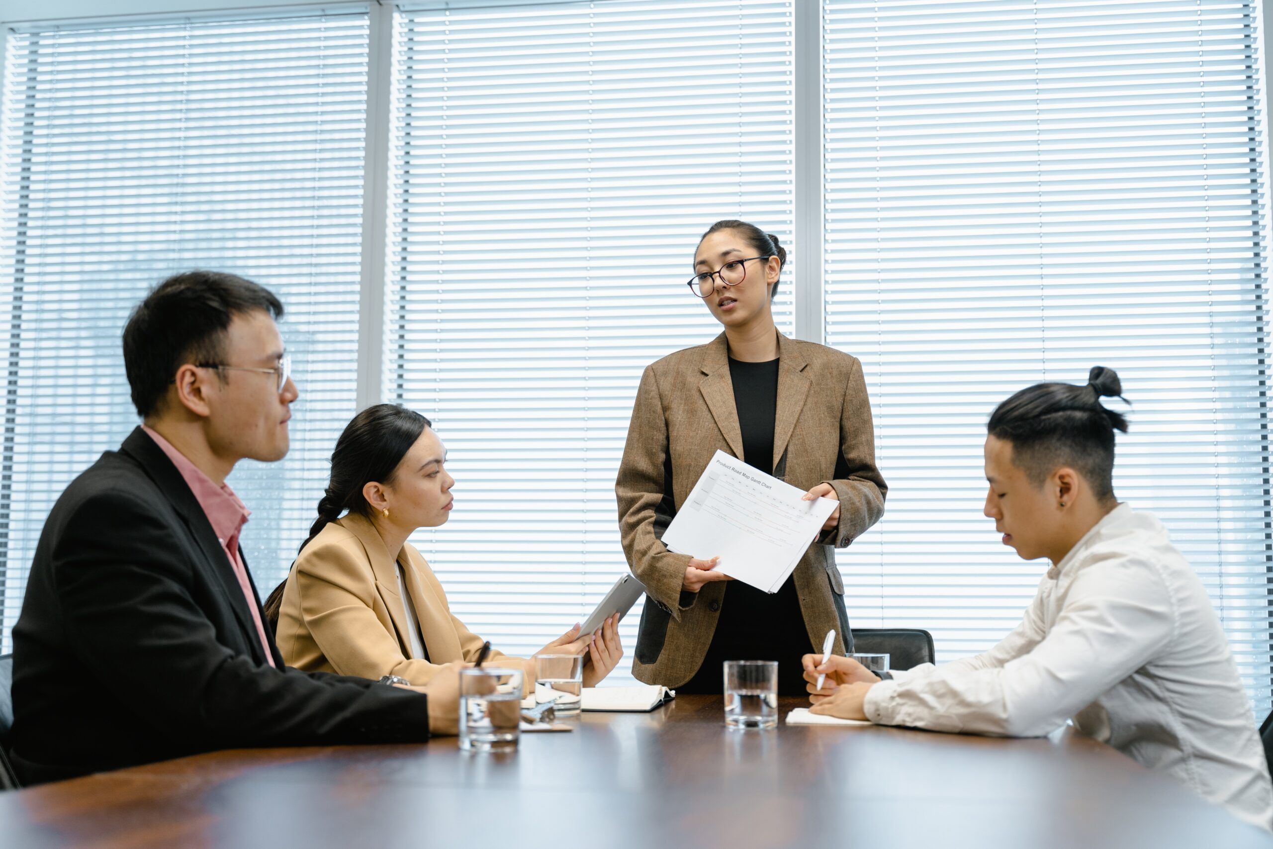 2027 How to Become a Business Consultant: Step-By-Step Guide thumbnail