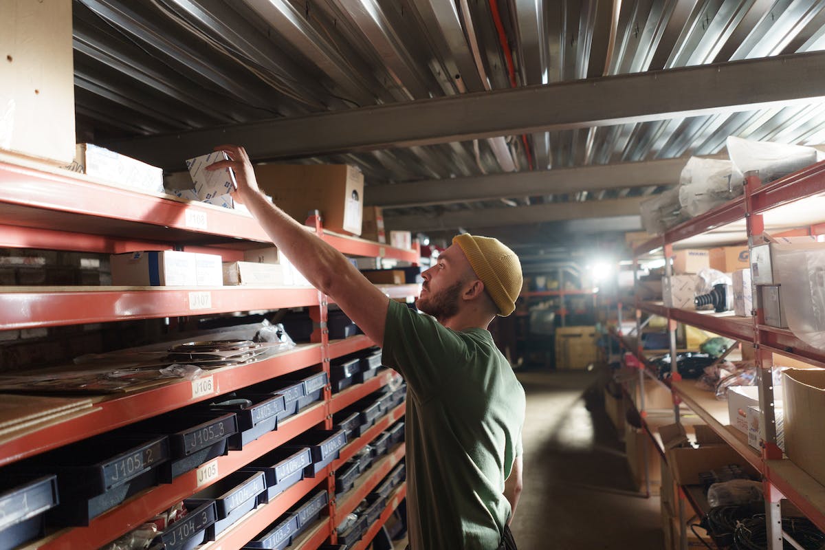 2027 Best Online Logistics Degree Programs thumbnail