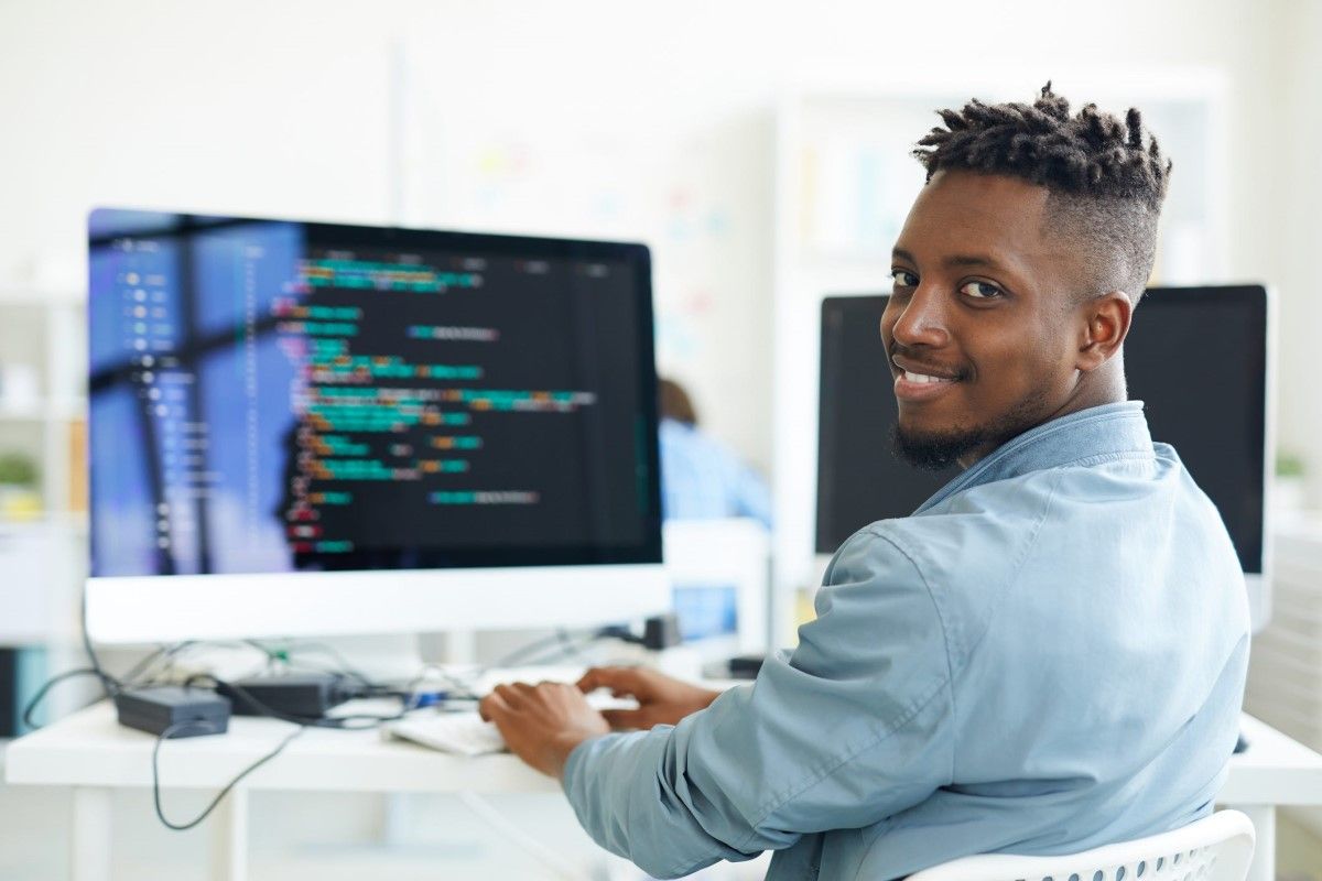 2027 Technology Careers: Guide to Career Paths, Options & Salary thumbnail